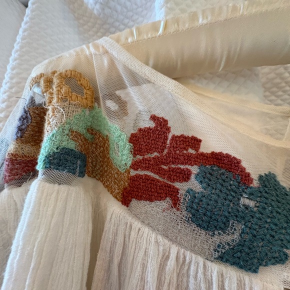 FP Movement by Free People White Blouse with Multicolor Embroidery - Picture 5 of 10